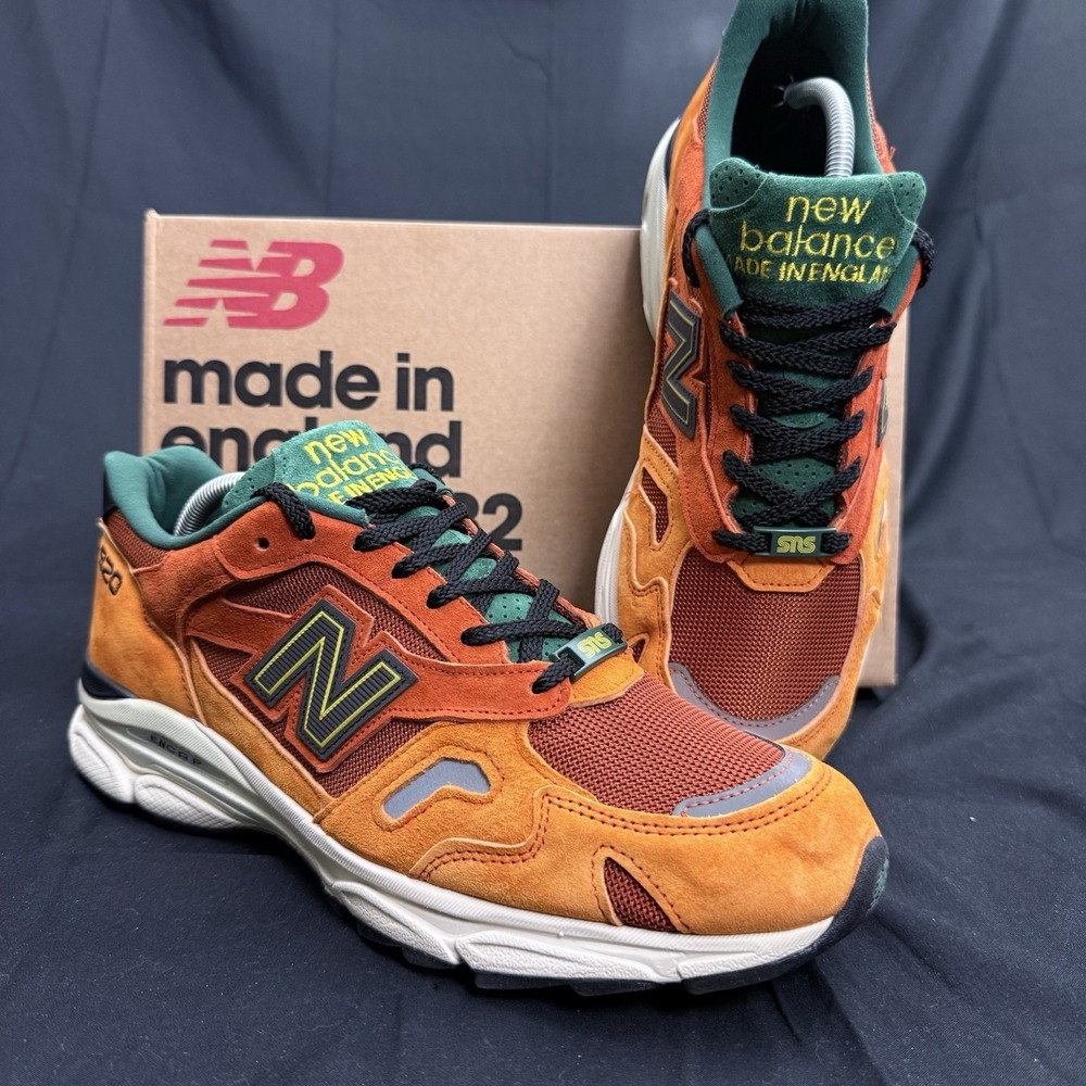 Size 10.5 New Balance 920 x Sneakersnstuff 'Sports World' MiUK (M920SNS) Mens